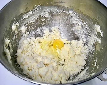 CEF3524A-E4A8-417C-8818-121908F7D455