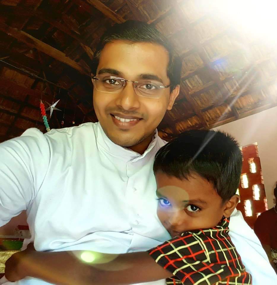 പൗരോഹിത്യത്തിന്റെ ആനന്ദം