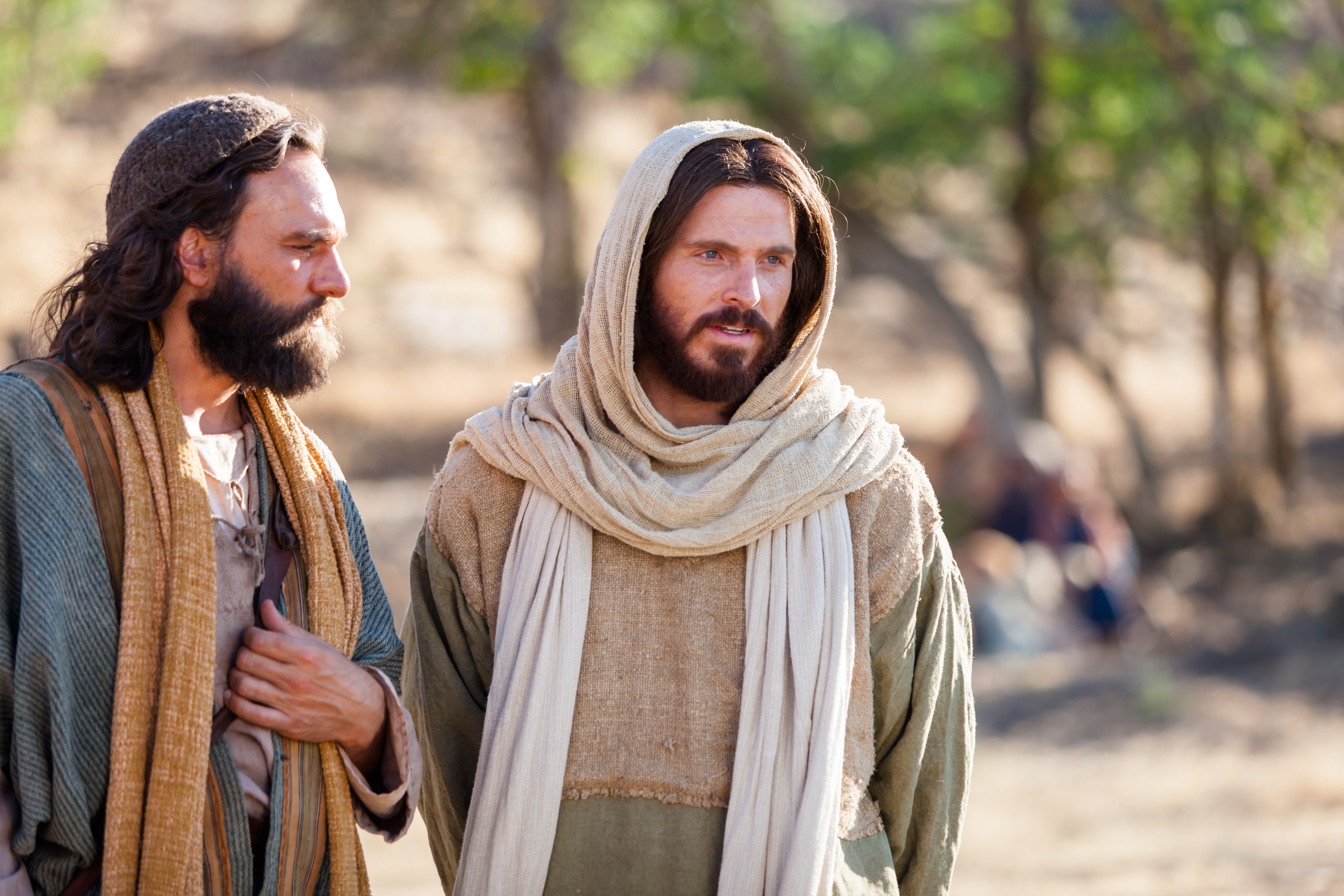 Jesus Talking with his Disciple, HD Image Wallpaper