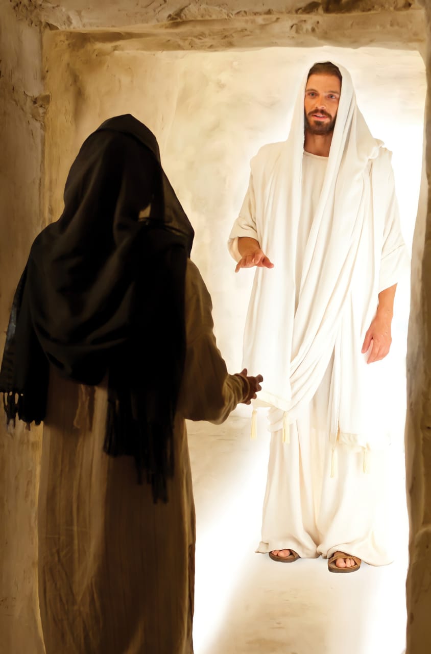 Risen Lord Jesus Christ Appears to Mary Magdalene