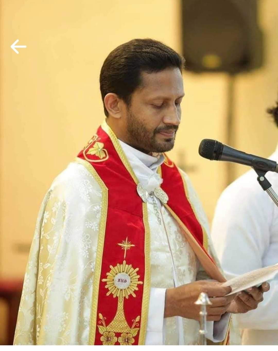 ആടിൻ്റെ മണമുള്ള ഇടയൻ