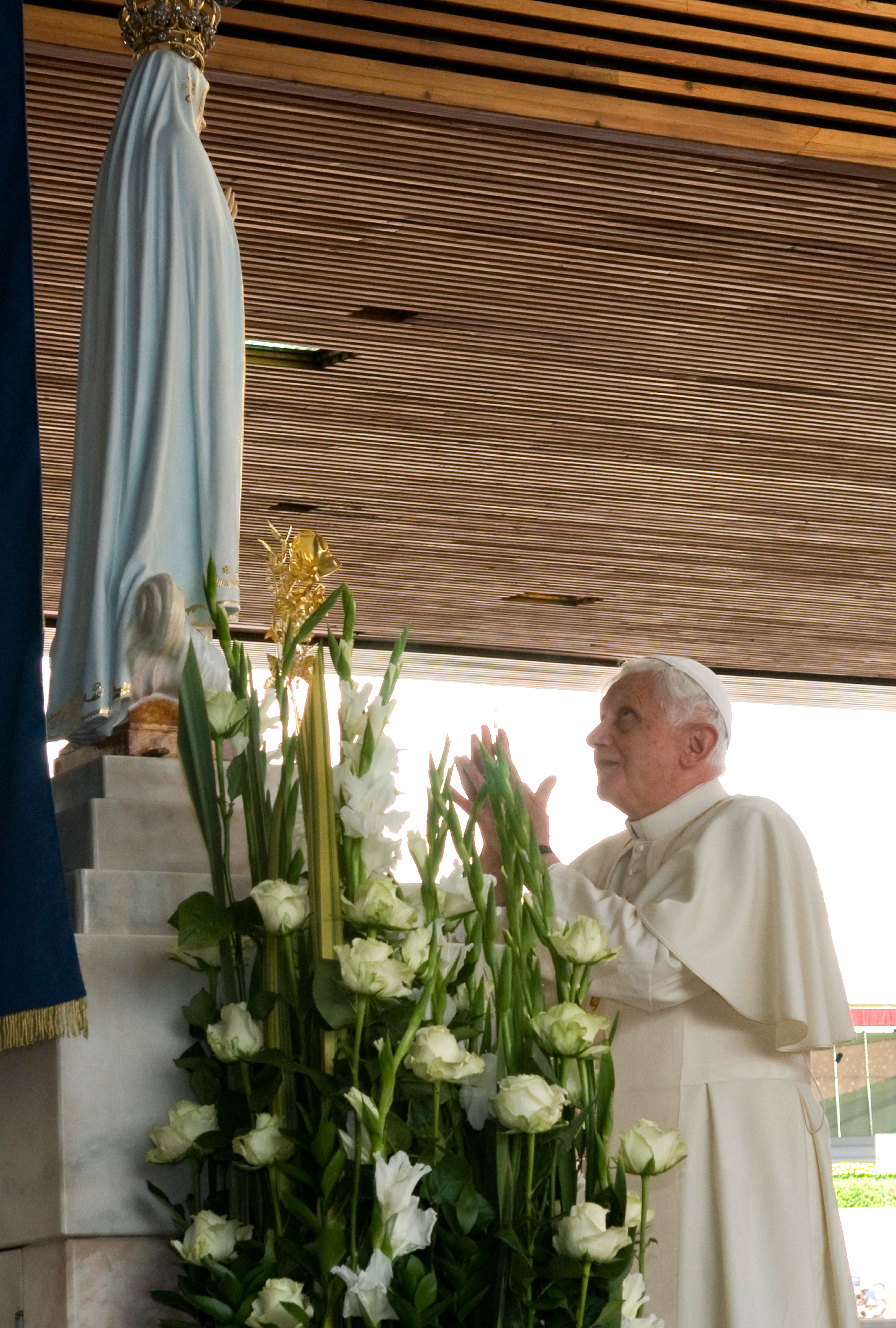 Pope Benedict XVI & Regina de Fatima