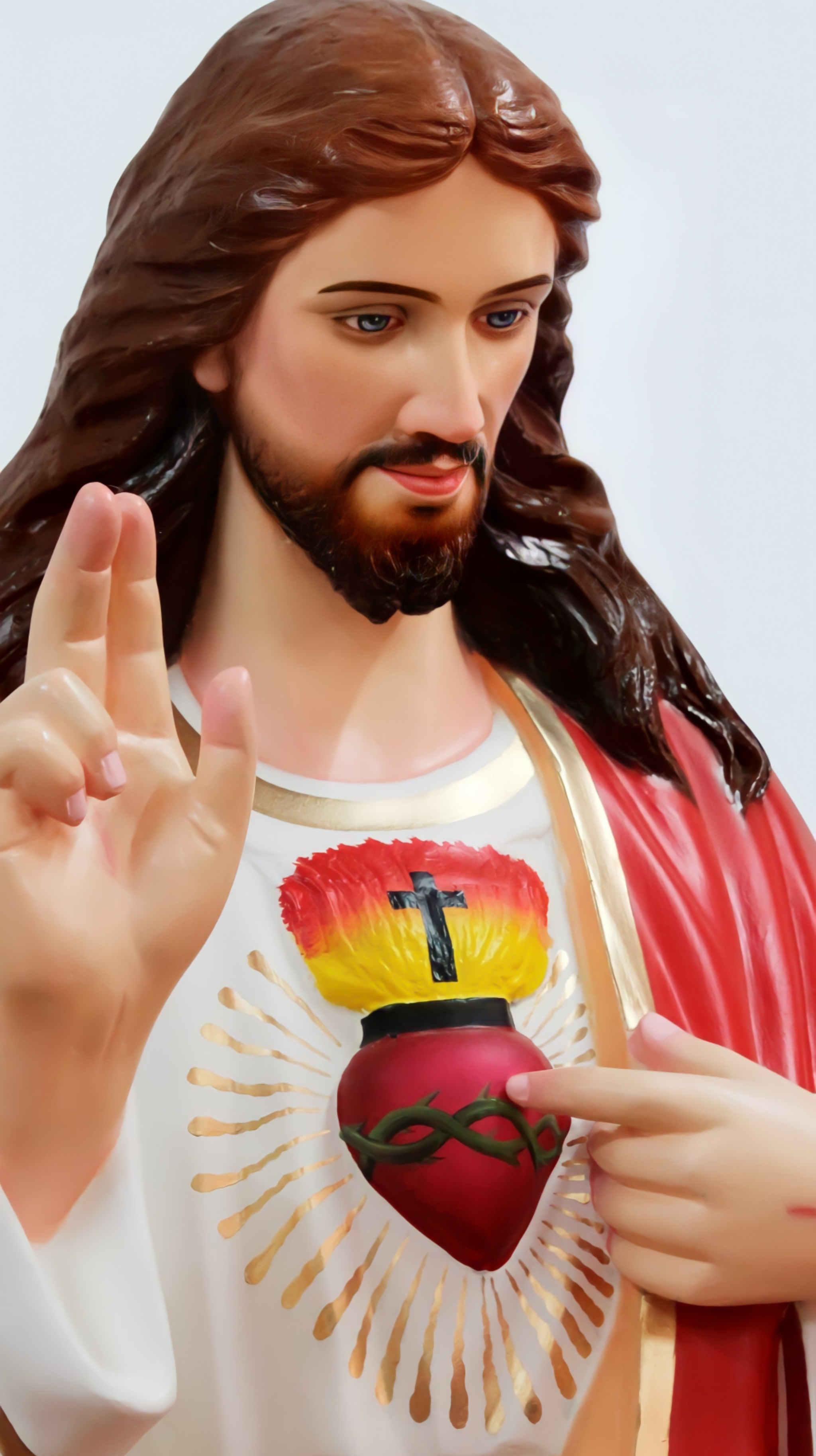 Sacred Heart of Jesus, Statue