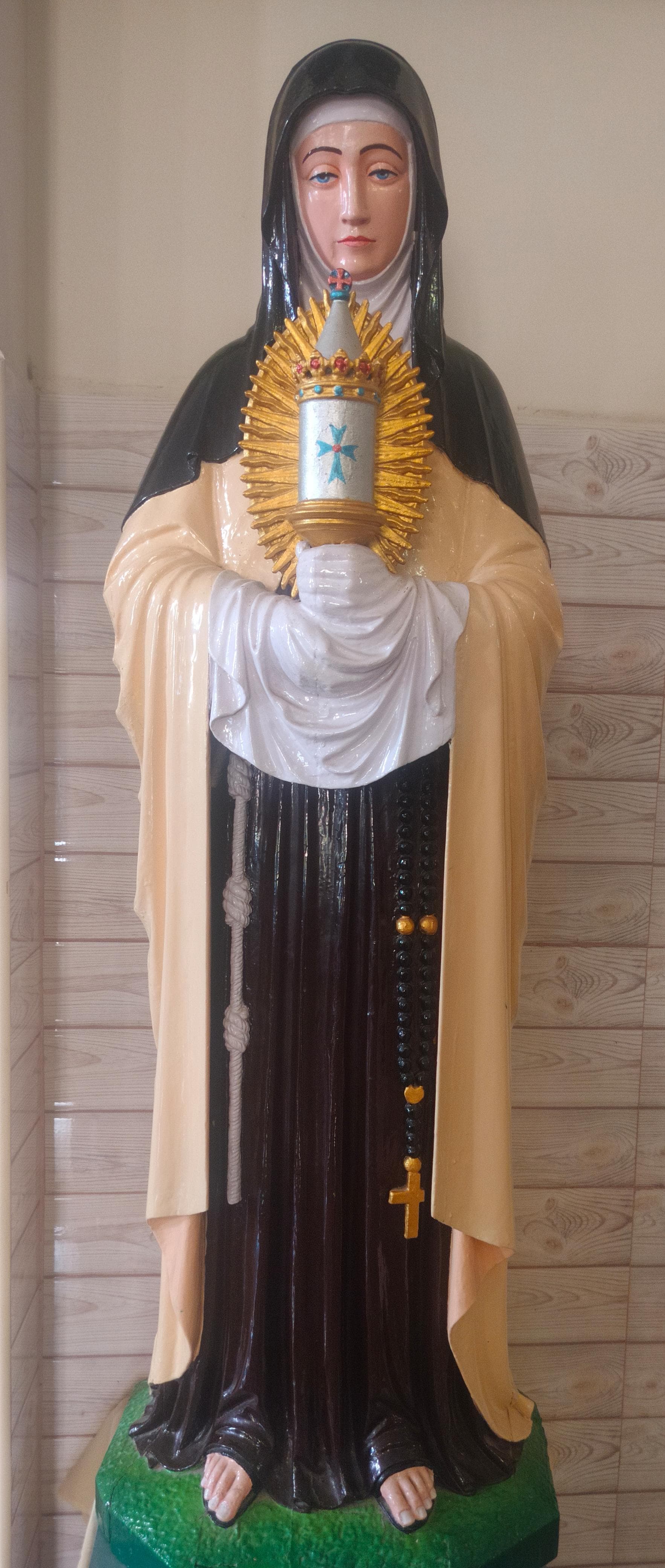 St Claire of Assisi HD Statue | August 11