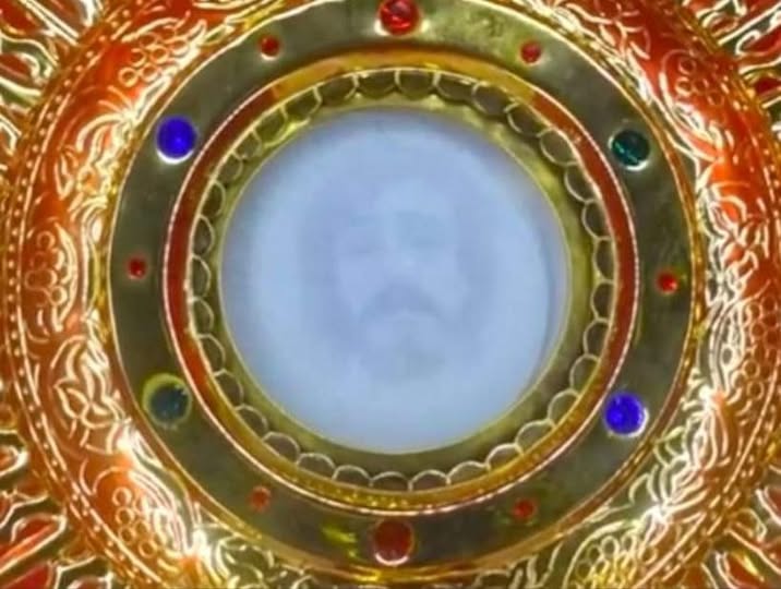All about Eucharistic Miracle at Vilakkannur, Kerala, India