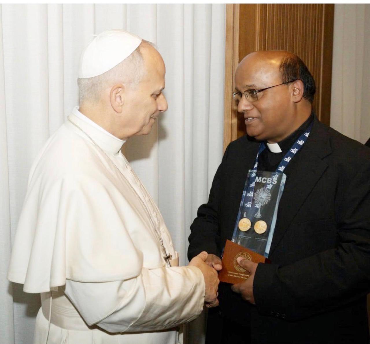 Fr Augustine Paikkattu, Superior General MCBS meets Pope Leo XIV